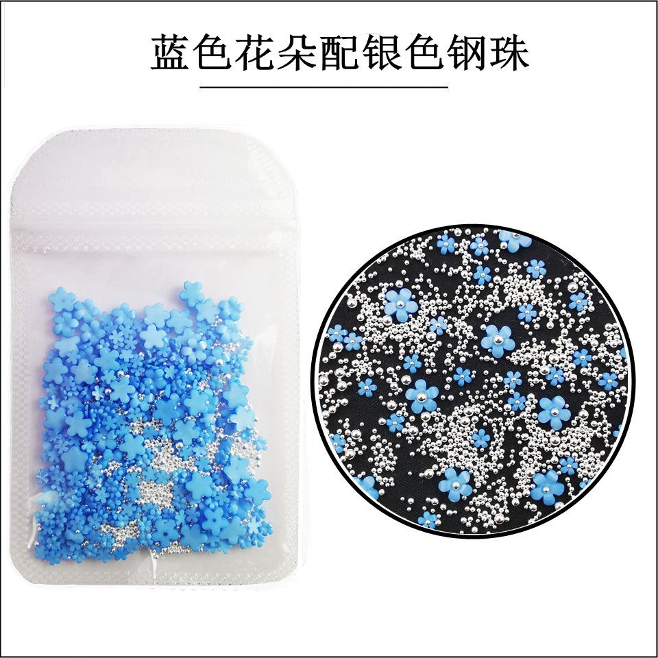 蓝色花朵配银色钢珠