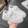 Sapatos Brancos Infantis para Meninos e Meninas, Sapatos Novos de Desempenho para Estudantes de Primavera e Outono, Sapatos Esportivos Versáteis de Solado Macio para Bebês