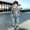 Conjunto de Verão para Meninos Estiloso Chique Estilo Coreano Gravata Estampa Digital Manga Curta Conjunto de Duas Peças Novo Conjunto de Verão Infantil