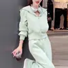 Conjunto Esportivo Casual Estilo Hong Kong para Mulheres, Novo Estilo Outono e Inverno, Conjunto de Duas Peças com Moletom de Alta Qualidade e Calça de Pernas Largas
