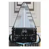 Bolso de Hombro Único Estilo Chica Picante Dulce y Fresca para Motociclista para Mujer, Nuevo Modelo Primavera 2026, Bolso de Mano y Bolso Cruzado Personalizado de Moda con Tachuelas