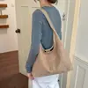 Bolsa Feminina com Textura Simples 2026 Novo Estilo Moda de Alto Padrão Versátil Bolsa de Ombro Único de Axila Bolsa Tote Retro de Grande Capacidade