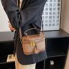 Bolso Satchel de Diseño Nicho de Alta Gama para Mujer 2025 Nueva Moda Color Contrastante Versátil Trendy de Un Hombro Bandolera