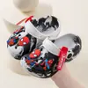 Zapatillas de verano para niños, sandalias al por mayor, zapatos de baño antideslizantes para niños y niñas con agujeros para bebés, bonitos dibujos animados para niños