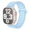 Fábrica Adequado para Apple Applewatch56789S10 Pulseira de Silicone Perfurada Ferramenta Três Pulseiras Magnéticas