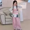Conjunto de Otoño para Niñas 2026 Nuevo Estilo Niños Medianos y Grandes Moda Estilo Coreano Chaleco Rosa Camiseta Base Pantalones Deportivos Conjunto de Tres Piezas