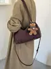 Bolso tipo almohada simple de felpa y gamuza europeo y americano, bolso de hombro individual de gran capacidad casual Ins, bolso de mano de diseño retro simple