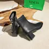 Botines Cortos de Piel Genuina Color Blanco Crudo Ajustados para Mujer 2025 Nuevo Estilo Botines Punta Cuadrada Tacón Grueso Botines Individuales Tacón Medio Forro de Lana Botines Color Nude