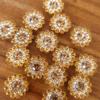 Hebilla de Flor de Girasol Diamante Pedrería Flor Corazón Flor 14mm Perla Cuentas Lazo Flor Disco Taladro Hebilla Accesorios para el Cabello Accesorios de Cuentas