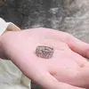 Nuevo anillo de dedo abierto retro con forma de flor de loto como un pato al agua, anillo de pareja étnica envejecido, venta al por mayor en vivo