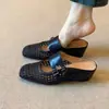 Mules cerrados de suela gruesa estilo francés para mujer, para uso exterior en verano, modelo 2026, con aumento de altura interno, sandalias tipo chancla caladas huecas estilo Birkenstock