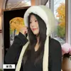 Chapéu de Algodão Quente e Grosso Estilo Coreano para Outono e Inverno para Mulheres, Popular Online, com Proteção de Orelha em Lã, Chapéu Lei Feng à Prova de Frio, Chapéu de Pelúcia Fofo Atacado