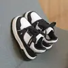 Zapatos para Niñas 2026 Primavera y Otoño Nuevo Modelo Zapatos Deportivos Infantiles Transpirables Estilo Coreano Suela Suave Tenis Zapatos Casuales de Moda para Niños