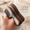 Peine de sándalo negro y dorado, de doble cara, portátil, natural, para uso doméstico, con dientes finos, logotipo grabado y mango largo, con diseño de madera tallada
