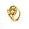 Anillo de moda hueco con nudo de flor de acero inoxidable para mujer, de alta gama, con temperamento irregular, superventas en Europa y Estados Unidos
