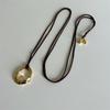 Nuevo Colgante de Anillo Condensado Chino con Cordón de Cuero Collar Largo Lujo Ligero Ambiente Textura Madura Moda Collar Largo para Mujer