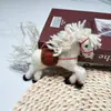 Chaveiro de Animal em Feltro de Lã Nepalesa Cavalo Pequeno Fofo Pingente de Bolsa Mochila Boneca de Pelúcia Enfeite Pendurado