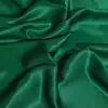 Tecido de Cetim Cristal Verde, 100% Poliéster, Brilhante e com Caimento, Tecido de Designer para Forro de Vestido Sedoso