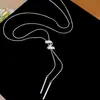 Colar Pingente Minimalista com Franjas e Cravejado de Diamantes, Estilo Fashion de Luxo Leve, Corrente para Clavícula com um Toque Único de Alto Padrão, Joias Versáteis para Atacado