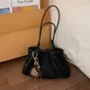 Bolsa Tote de Ombro Feminina Nova Inverno 2025 Coreana de Nicho Moda Casual Grande Capacidade