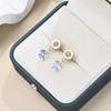 Pendientes de circonita con colgante de diamante y copa retro de moda europea y americana, pendientes sencillos de temperamento a la moda, pendientes de nicho que combinan con todo.