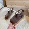 Botas de Nieve para Niños Estilo Coreano 2025 Invierno Nuevas Terciopelo Espesado Zapatos de Algodón para Bebé para Niños y Niñas Botas de Algodón Cálidas con Forro de Felpa
