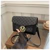 Bolso de moda de estilo coreano para mujer, novedad de 2024, bolso cuadrado pequeño retro combinable, bolso bandolera de hombro de diseño nicho de alta gama.