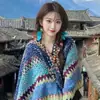 Capa de Viaje con Bufanda para Mujer Estilo Étnico Verano Lijiang Yunnan Oeste de China