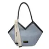 Bolsa Grande Capacidade Feminina 2024 Nova Moda Francesa Versátil Bolsa de Ombro para Trabalho Cor Contrastante Tecida Bolsa Tote para Deslocamento