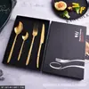 Estilo occidental vajilla chapada estilo occidental cuchillo para bistec de uso doméstico, tenedor, cuchara, cuchara y tenedor de postre caja de regalo juego de tres o cuatro piezas