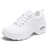 Nuevos Zapatos de Mujer de Malla Tejida con Amortiguación de Aire de Tamaño Grande para Primavera y Verano Zapatos Casuales Suela Gruesa Zapatos Mecedores Zapatos de Mujer de Moda Zapatos para Baile Cuadrado