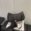 Elegante bolso de mujer 2026 otoño nuevo bolso de axila para el trabajo, bolso de hombro cruzado de diseño de nicho moderno y simple