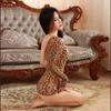Mono de punto de leopardo transfronterizo de comercio exterior ropa de malla transfronteriza lencería sexy tirantes asimétricos para mujer camisón 2480