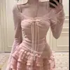 Conjunto de Dos Piezas para Cita: Camisola de Encaje Dulce y Picante Color Durazno con Falda