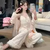 Pijama Sexy de Terciopelo de Isla para Mujer Otoño e Invierno Estampado de Leopardo Estilo Puro Deseo Tirantes Doble Cara de Terciopelo Cálido y Engrosado Ropa de Casa Conjunto de Tres Piezas