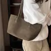Bolsa feminina de camurça 2026 nova tendência outono vintage Maillard bolsa tote para o dia a dia bolsa de ombro de grande capacidade