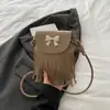2025 Nuevo Diseño de Moda Borla Diseño Personalizado Gran Capacidad Estilo Hong Kong Bolso Pequeño Cuadrado de Hombro Cruzado para Teléfono Móvil para Mujer