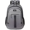 Mochilas para hombre al por mayor para exportación, gran capacidad, con doble correa para el hombro, puerto de carga USB, adecuadas para negocios, computadoras y uso casual