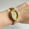 Pronta Entrega Relógio Feminino Formato Oval, Quartzo Pulseira Estilo Tendência, Uso Diário Casual, Leve e Confortável, Relógio Feminino Transfronteiriço