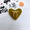 Estilo Coreano Terciopelo Bordado Lazo Corazón de Melocotón Accesorios DIY Accesorios para el Cabello Accesorios para Ropa Zapatos Calcetines Bolsas Funda para Teléfono Móvil Materiales