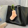 Pingente Giratório Menina Fofa Cor de Doce Pelúcia Chaveiro de Carro Acessórios para Pendurar na Bolsa Acessórios para Capa de Celular Presente