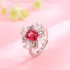 Tiktok Senhora Rica Flor Margarida Pedra do Sangue Anel Ajustável Banhado a Ouro Micro-Incustado Pedra do Sangue Zircônia Full Diamond