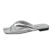 Chanclas de moda de pata de cerdo de suela blanda para mujer, verano 2025, nuevo, versátiles, de dedo, para playa, antideslizantes, planas
