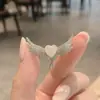 Broche com Acabamento de Luxo, Estilo Nicho e Simples, Alfinete de Roupa, Acessório de Pérola para Terno, Broche