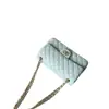 Bolsa de corrente acolchoada de couro genuíno de alta qualidade, inspirada na Chanel, para mulheres, nova coleção 2026, bolsa de ombro da moda em pele de carneiro com fecho de cadeado.