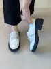 Mocassins esportivos retro estilo britânico para mulheres com fecho de velcro, saltos grossos e solas grossas