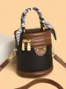 Bolso Pequeño Redondo de Barril Color Block Retro Transfronterizo Nuevo Bolso de Mano con Pañuelo de Seda para Mujer Bolso Pequeño de Cubo Exquisito para Hombro Cruzado