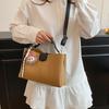 Bolso Pequeño de Alta Calidad de Moda 2026 Nuevo Versátil Correa Ancha para Hombro Bolso Cubo de Hombro Único de Moda para Viajes Diarios Bolso Cruzado para Mujer