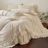 Estilo Princesa Francesa Juego de Cama de Cuatro Piezas 100% Algodón Lujo Ligero Retro Algodón Puro con Ribete de Encaje Funda Nórdica Estilo Falda de Cama Ropa de Cama para Dormitorio Principal