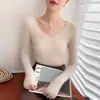 Bai Cai Rong Nuevas Llegadas Otoño/Invierno Primera Línea Ropa Lista para Usar Cuello en V Dobladillo Enrollado Moda Sencilla Manga Larga Holgado Cálido Elegante Versátil Abrigo